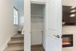 Luxury Brand New Townhouse, family and pet friendly - Image 2