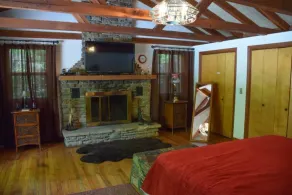 River’s Edge Cabin - Parfait pour la romance / aventures en plein air / détente - Image 5