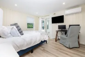 Fully Updated Cornfield Point Beach House, Old Saybrook, CT - Image 5