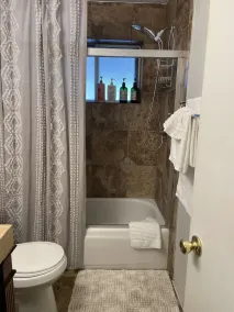Cozy Home with Sparkling Pool/Pet Friendly - Image 3