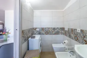 Apartment „Sud in Villa Sele“ mit Meerblick, WLAN und Klimaanlage - Image 2