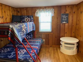 Short Walk to Beaches, Restaurants, and Fun. Onsite Putting Green. Sleeps 6-12. - Image 5