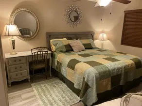 Bungalow Guest House - Image 5