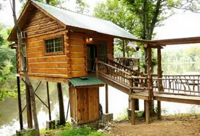 1 Schlafzimmer 1 Bad, Baumhaus von einem 20 ACRE PRIVATE LAKE - Image 5