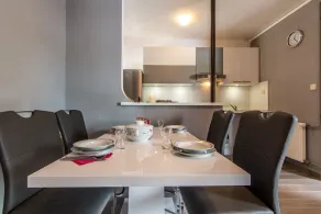 Only 30m from beach, newly furnished, wit beautiful view and outside pool. - Image 4