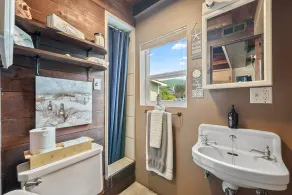 OCEANFRONT Rustic Sunset Cabin with stunning ocean views & staircase to beach! - Image 5
