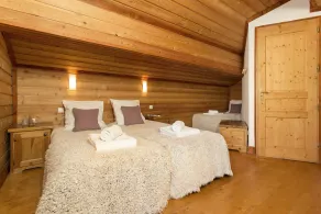 Joli Chalet 15 Personnes, Accès Direct aux Pistes, Sauna Privé - Image 2