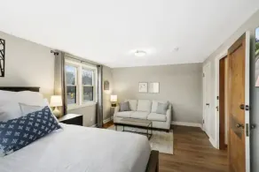 Cozy and Comfortable New Prague Suite - Image 5