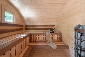 Holiday Apartment \"Eichengeflüster Kranichzimmer\" with Covered Terrace in Ströhen - Image 3