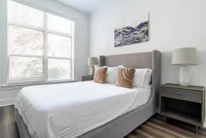 Landing Weston Lakeside Apartments - Image 5