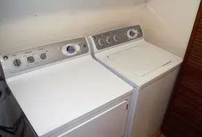 NOUVEAU - CHARMANT CONDO CÔTIER AU COEUR DU VILLAGE - MARCHEZ PARTOUT !! - Image 3