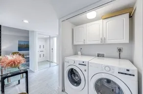 Luxury condo on the beach  - Image 2