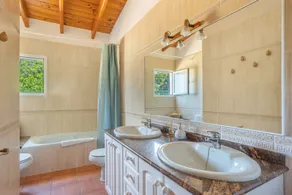 Casa vacanze 'Can Juan Pedro' con vista mare, Wi-Fi e aria condizionata - Image 3