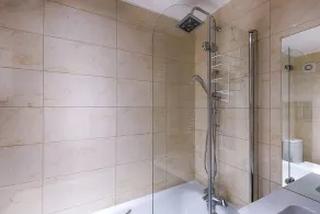 Family friendly central London, 2 bed 2 bath - Image 2