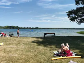 House on the lake right side 200 meters to the beach - Image 2