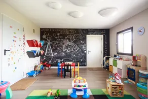 GIRONA VILLA WITH STUNNING VIEWS - Image 2