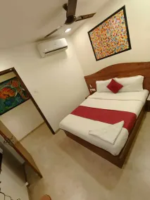 hotel beach crown juhu - Image 2