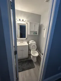 Cozy Home, fully fenced  with huge back yard - Image 3