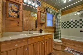 Treetop Getaway - Image 4