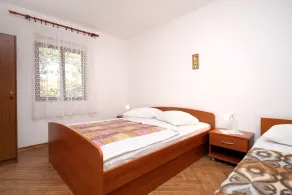 1-Zimmer-Ferienwohnung am Strand Mudri Dolac, Hvar (A-118-b) - Image 4