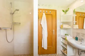 Spacious, comfortable vacation home on Rügen in Putbus for 2 to 8 people - Image 3