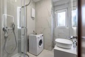 Apartman Varos in the center with private parking - Image 2