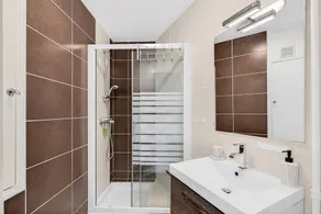 'Chaleureux 4 Couchages' Apartment with Mountain View, Private Terrace and Wi-Fi - Image 3