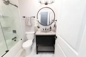 Clean and comfortable 3BR home in the South Side neighborhood - Image 4