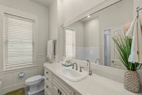 Breakers Home 8346 - Image 4