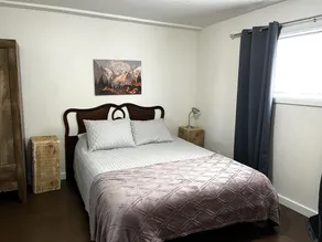 Tracktown & Duck fans enjoy! Sleeps 6, Spacious 1600sq ft + private yard! - Image 4