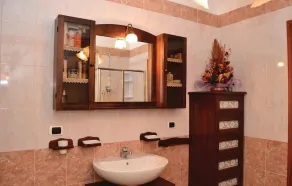 Hyggelig lejlighed i Cisterna d'Asti, Italien med sauna - Image 3