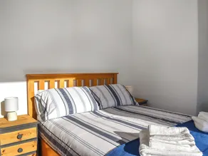 A beautiful two bedroom apartment with stunning views over Morecambe Bay. - Image 5