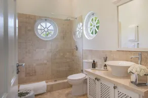 3 Bedroom Villa on West Coast Ridgefront - Image 5