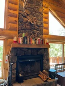 Hillside Rustic Retreat - Image 2