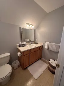 Cozy 3 bedroom 2 bath with views of the River - Image 4