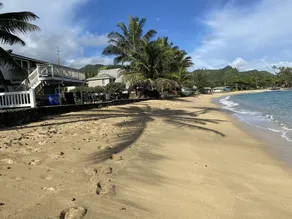 Tranquil Sandy Beachfront - minimal beach traffic.  Like your own private beach - Image 5