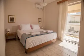 Seafront Apartment Grace - Image 4