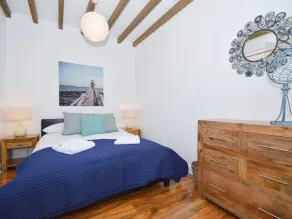 2 bedroom accommodation in Kingswear - Image 4
