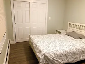Easy access! 1br, 5 min walk to T train, easy access to Highway - Image 4