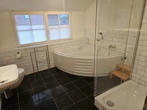 Für Familien, Freunde, Kinder. Großer Garten, 5 Schlafzimmer, Kamin. Zentral! - Image 3