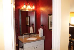 Location, Location, Location! Immaculately Kept! - Image 2