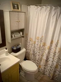 Poolside at Lake Keowee golf,hike,waterfalls,zip-lining,parks,comfy 2bed 1bath - Image 4