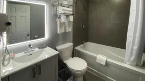North Bay Inn - Image 3