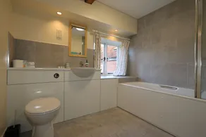 Waterside Cottage - sleeps 8 guests  in 3 bedrooms - Image 4