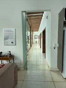 Smuk, sofistikeret villa, 450 m2, fantastisk udsigt over bjergene. - Image 2