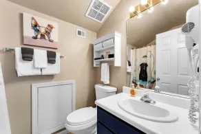 Beautiful, Stylish, Lake Access, 3 Pools! Resort at Pointe Royale, Branson - Image 3
