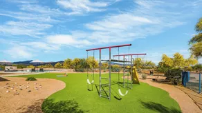  Fallbrook by AvantStay | Rooftop Deck + Pool + Putting Green | Sunset Mtn Views - Image 2