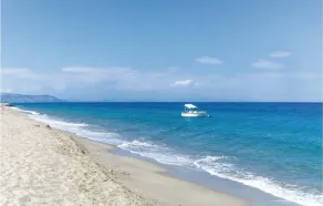 Hus ved stranden i Nocera Terinese - Image 2