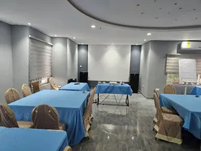Royal Triangle Guest House - Image 5