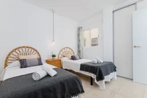 YourHouse Ocean - Image 4
